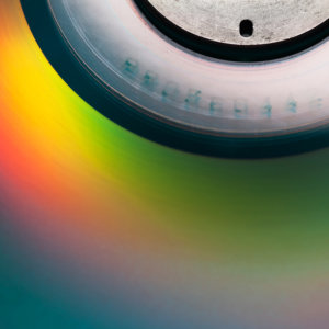 Refracting Light of of a WORM data disc